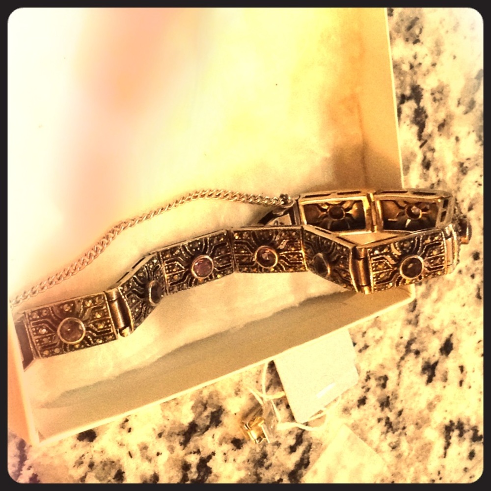 Vintage sterling silver bracelet/pink stones